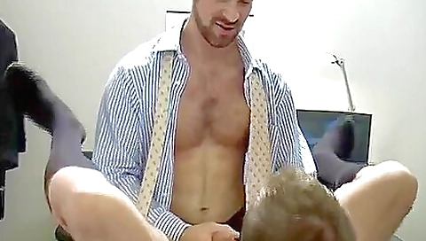 Blonde slut takes a creampieuratow