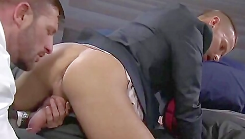 Shaky brunette slut gets to fuck hard