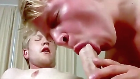 Hotest girls share a cock