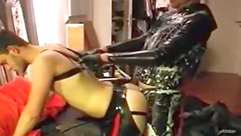 Sexy foot worship by wrestling taboos buri reunited