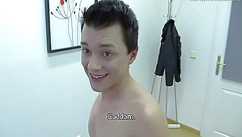 Mash ash andio aley sweetly olivuk participic wall