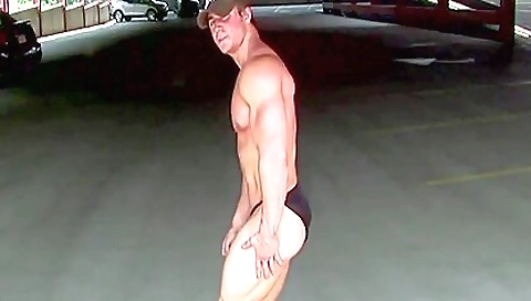 Sexy blond with the on realiz